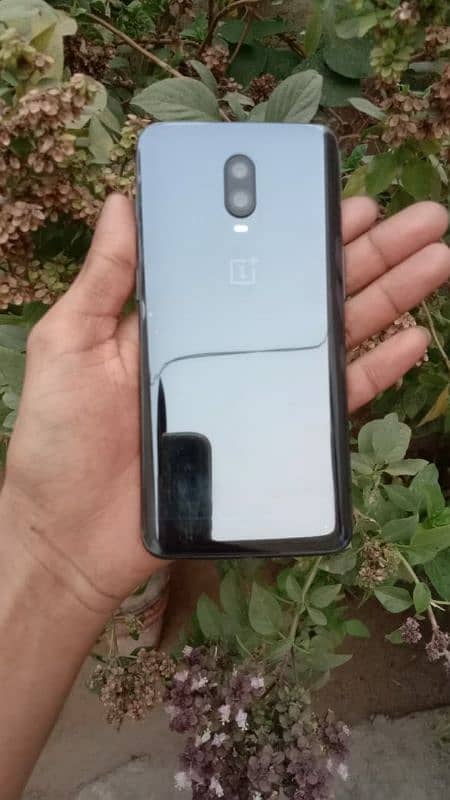 one plus 6t 10 off 10 condition dual sim official PTA APPROVE 2