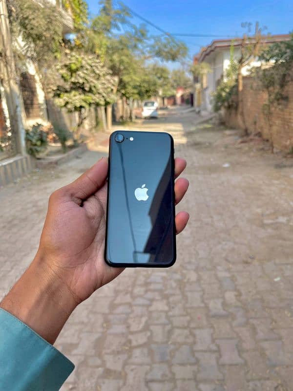 iPhone se 2020 non pta 0