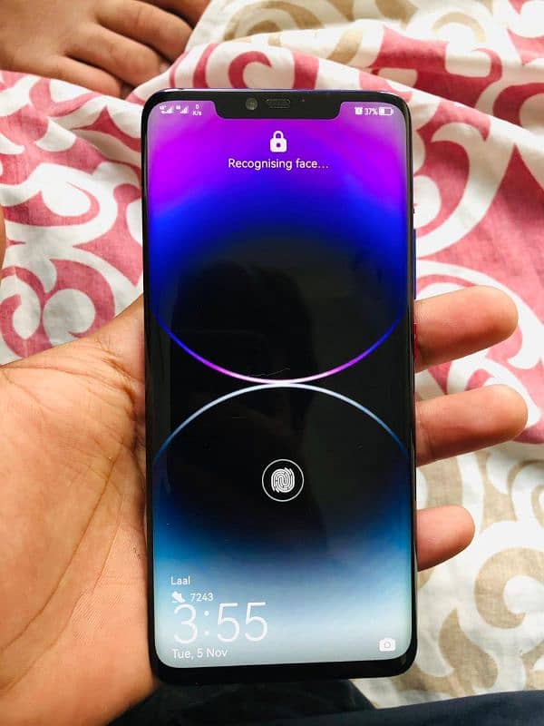 mate 20 pro 9/10 condition 4