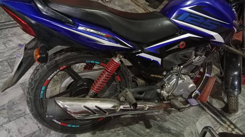 Honda CB125F Zbrdst shahkaar 0