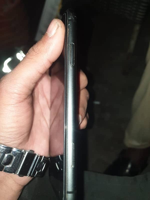 IPhone 11 Urgent Sale 2