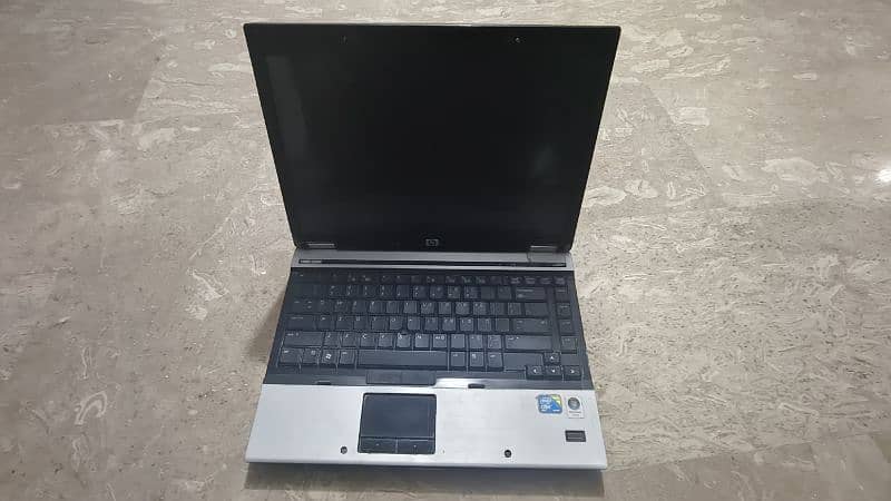 HP Elitebook 6930P 4