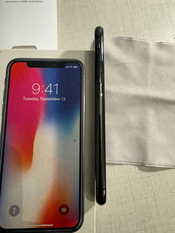 iPhone X 256GB – PTA Approved – With Box – Never Opened or Repaired 3