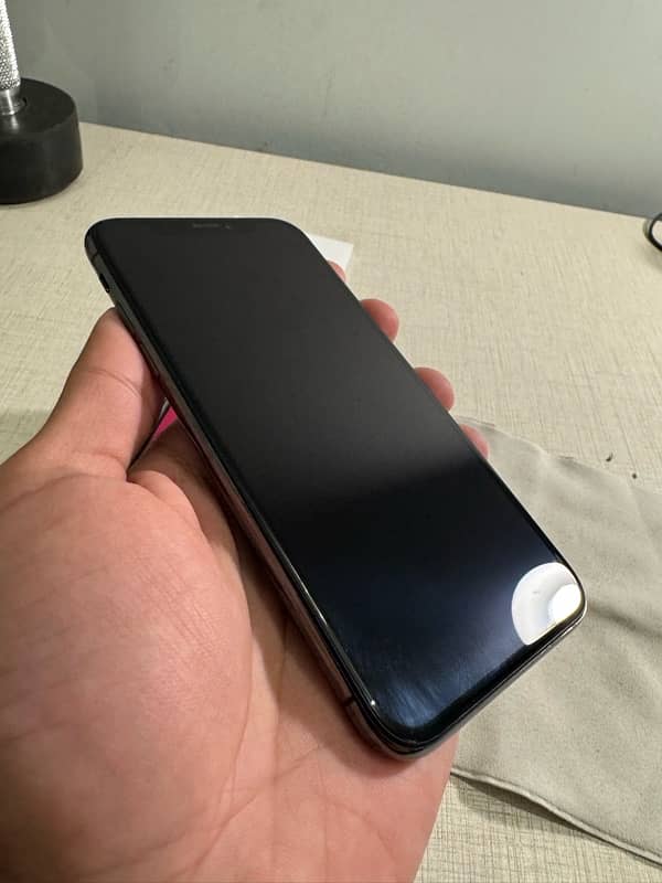 iPhone X 256GB – PTA Approved – With Box – Never Opened or Repaired 5