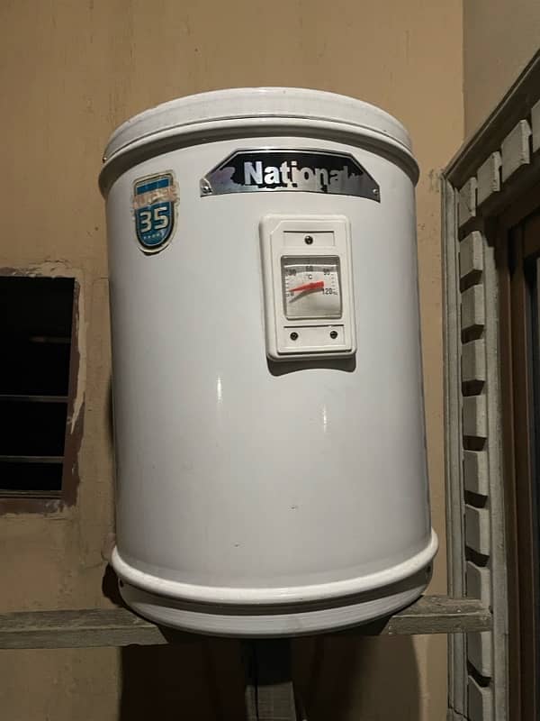 35 Litters National Electric geyser 1