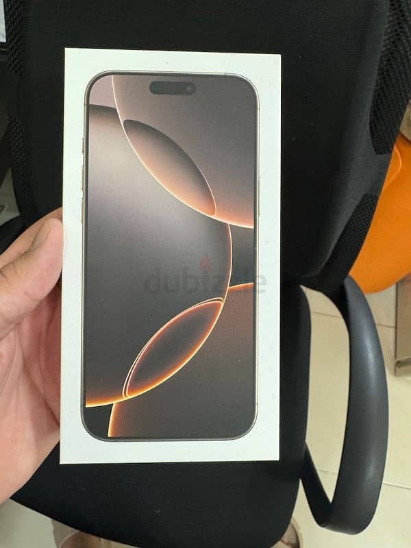 iphone 16 pro max LLA derert titanium 0