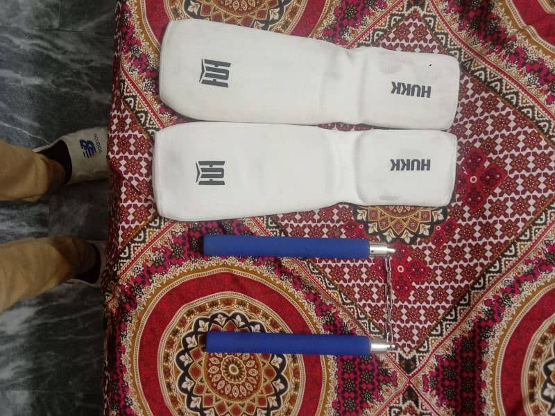 Nanchecks and shin pad for sale condition very good you can use it 3