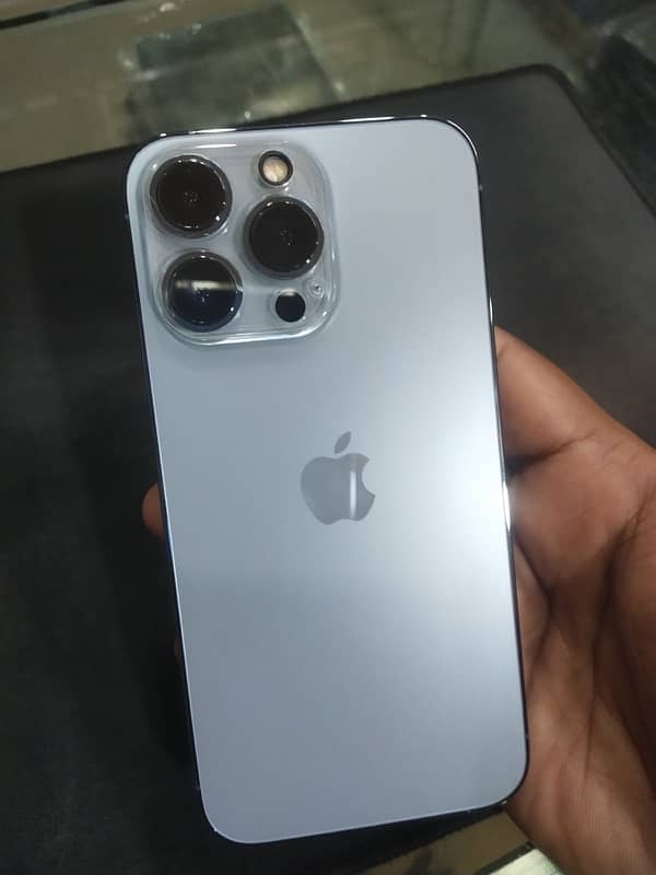 i want to sale my iPhone 13 pro 128 gb 5