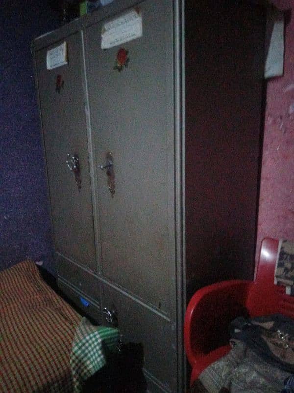 iron cupboard 1