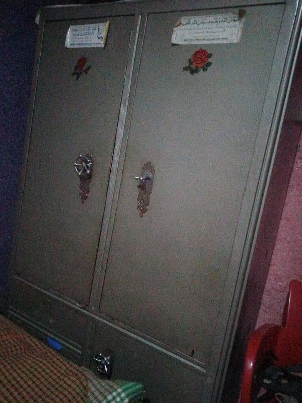 iron cupboard 2