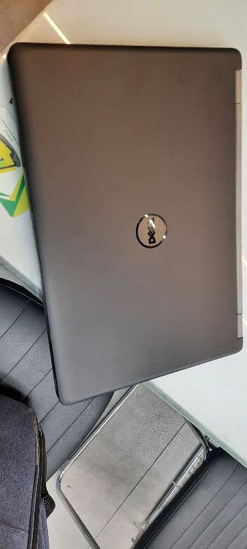 DELL LATITUDE E5450 0