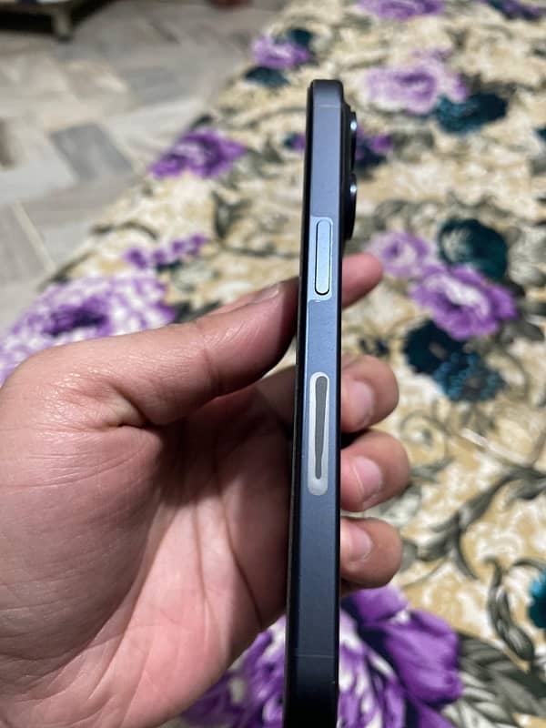 Iphone 15 Pro 128gb Jv New condition 4