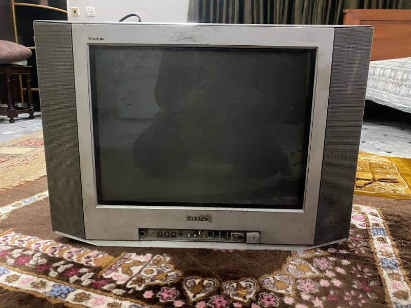 Sony 21 inch TV 0