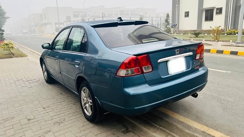 Honda Civic EXi 2004 2