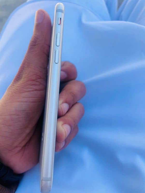 Iphone 8 White Colour 6