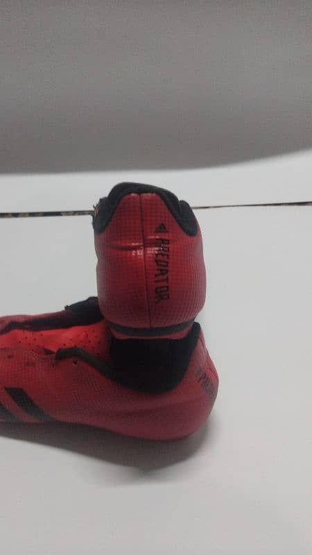 ADIDAS PREDATOR FREAK 0.5 3