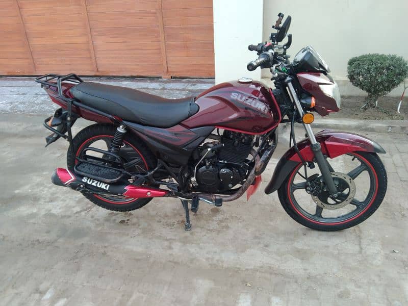 Suzuki gr 150 2018 modal red color 2