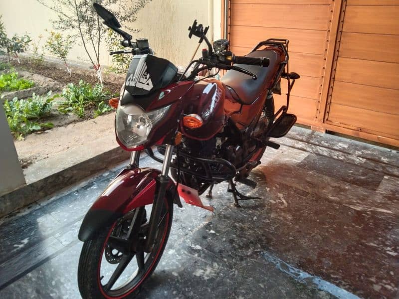 Suzuki gr 150 2018 modal red color 8