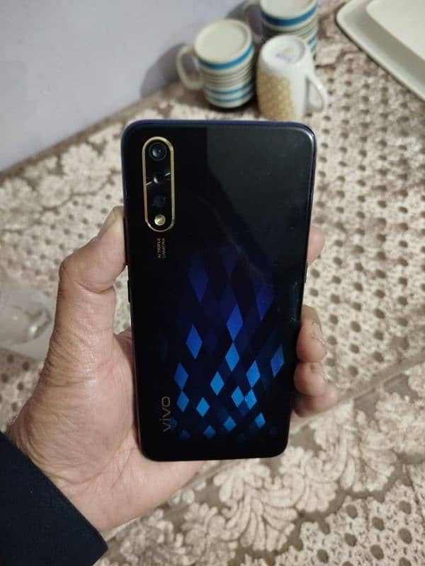 Vivo S1 4 GB 128 full ok 2