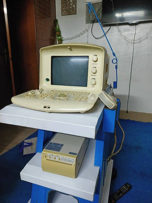 Ultrasound Machine With Printer And Trolley 3