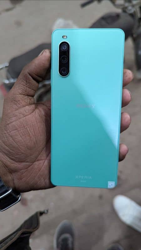 Sony Xperia 10 Mark 4 1