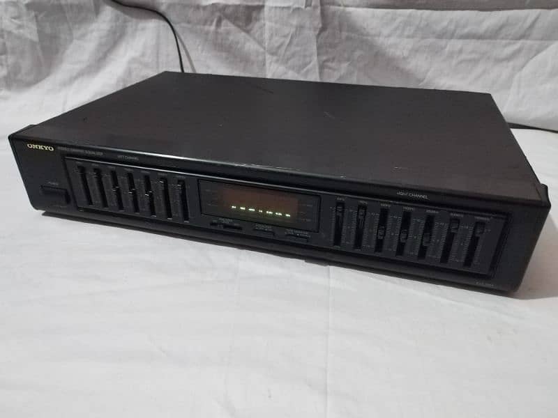 ONKYO STEREO GRAPHIC EQUALIZER . EQ - 201 . BREND NEW CONDITION 1