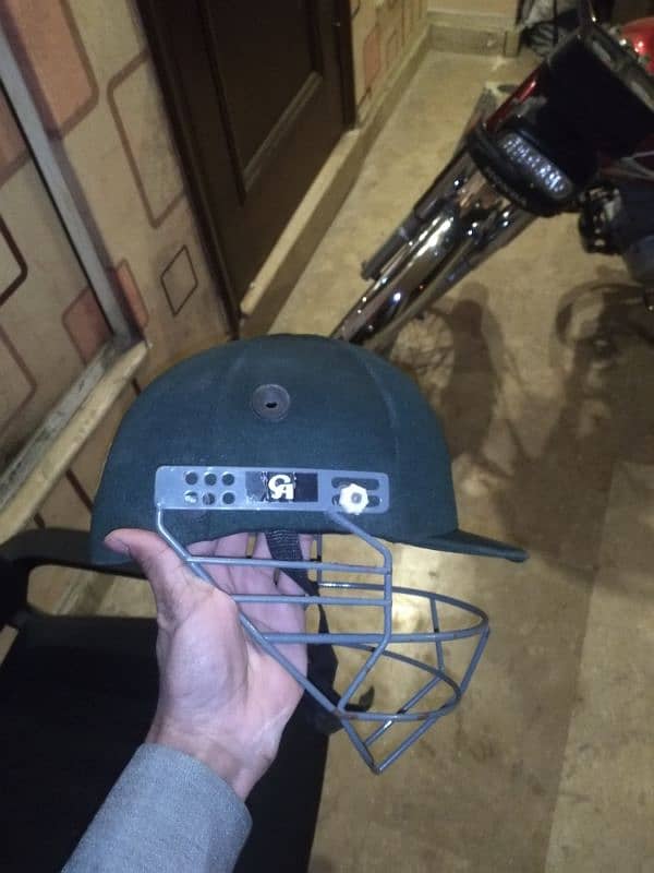 CA HELMET with small helmet free buy 1 get 1 1