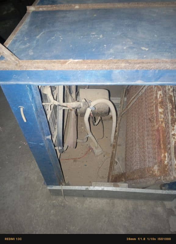 , air cooler is good condition 10 by 8 1