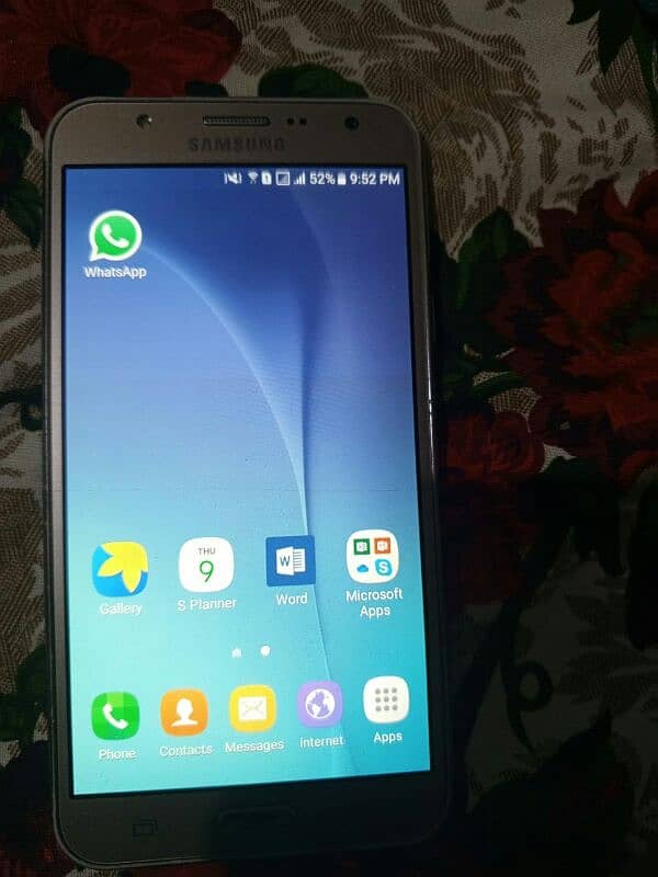 Samsung J7 2Gb ram 16Gb rom 0