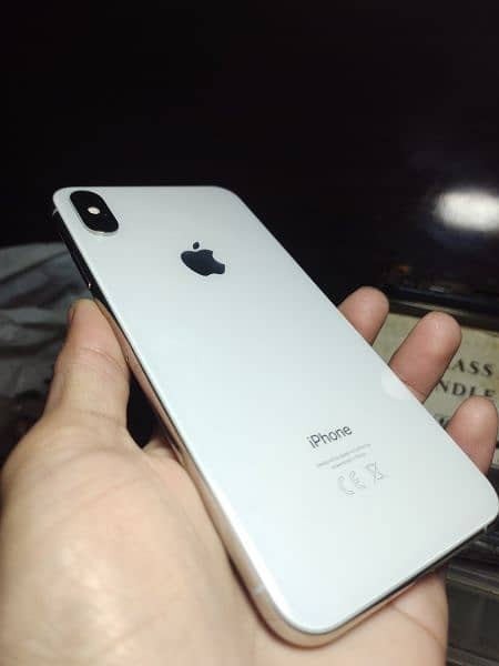 iphone XS MAX 64 Gb PTA 88 battery Health 1