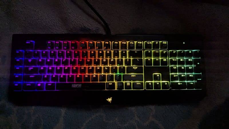 Razer Blackwidow Chroma RGB Mechanical Gaming Keyboard 0