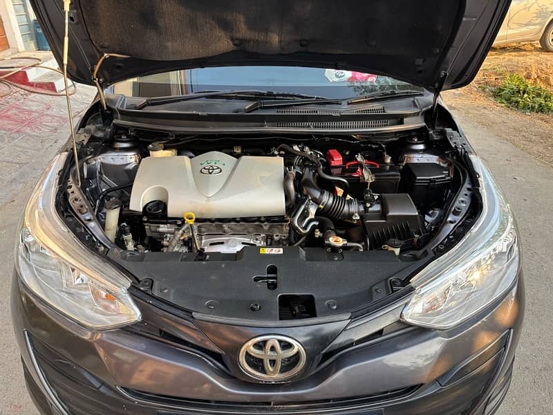 Toyota Yaris 2021 GLI CVT 1.3 8