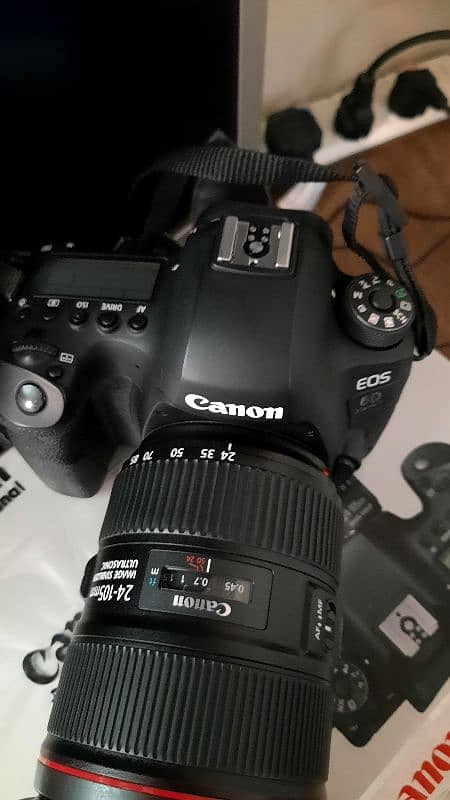 Canon 6d Mark ii With Canon EF 24-105mm f/4L IS ii usm Lens 0