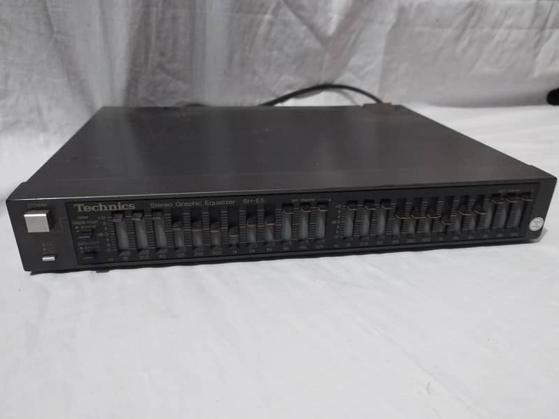 TECHNICS . STEREO GRAPHIC EQUALIZER . SH - E5 . BRAND NEW . 0