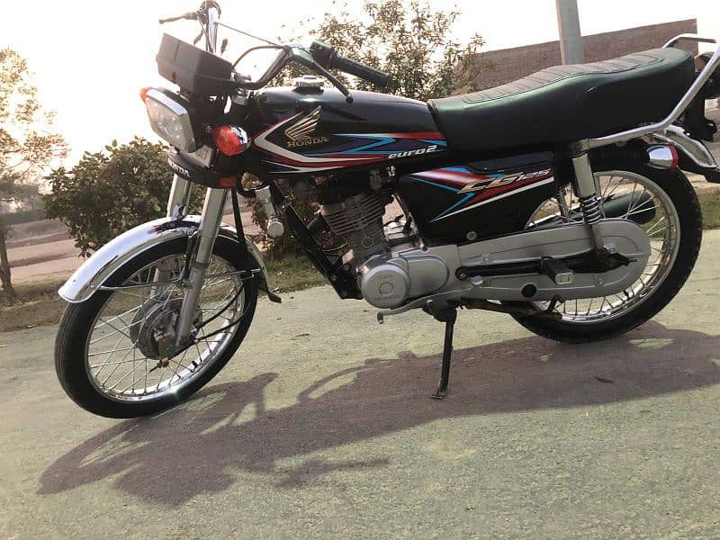 Honda CG125 7