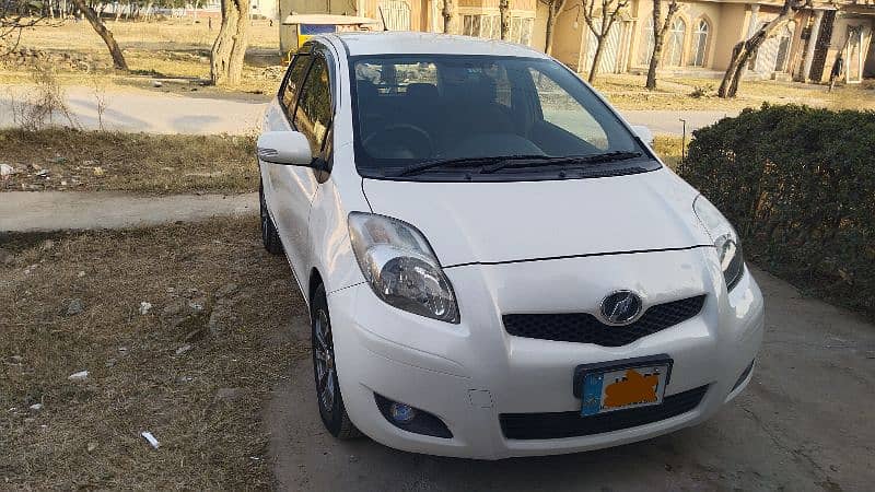 Toyota Vitz 2010 0