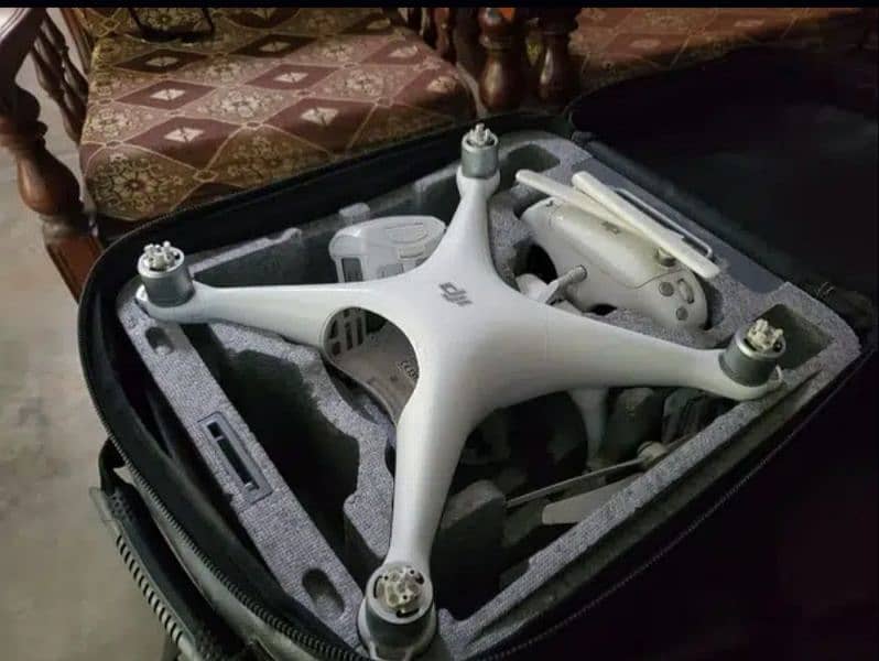 DJI Phantom 4 1