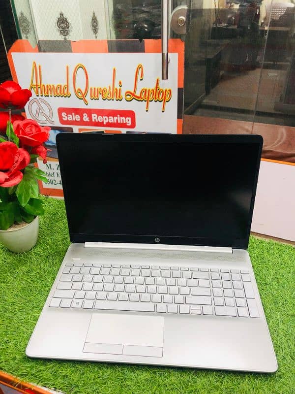 HP Laptop 15-dw2 3