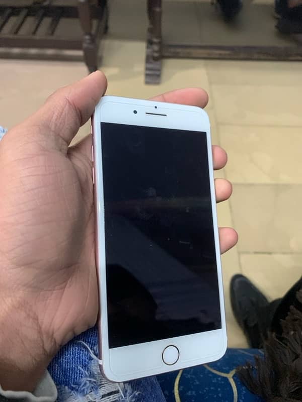 IPHONE 7 PLUS PTA APPROVED 128GB 1