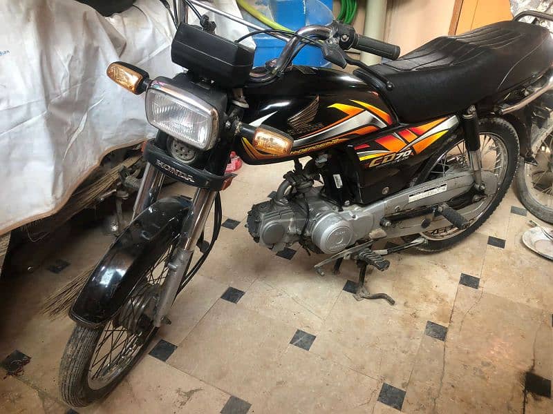 Honda CD 70 full original Karachi number model 2022/ 11