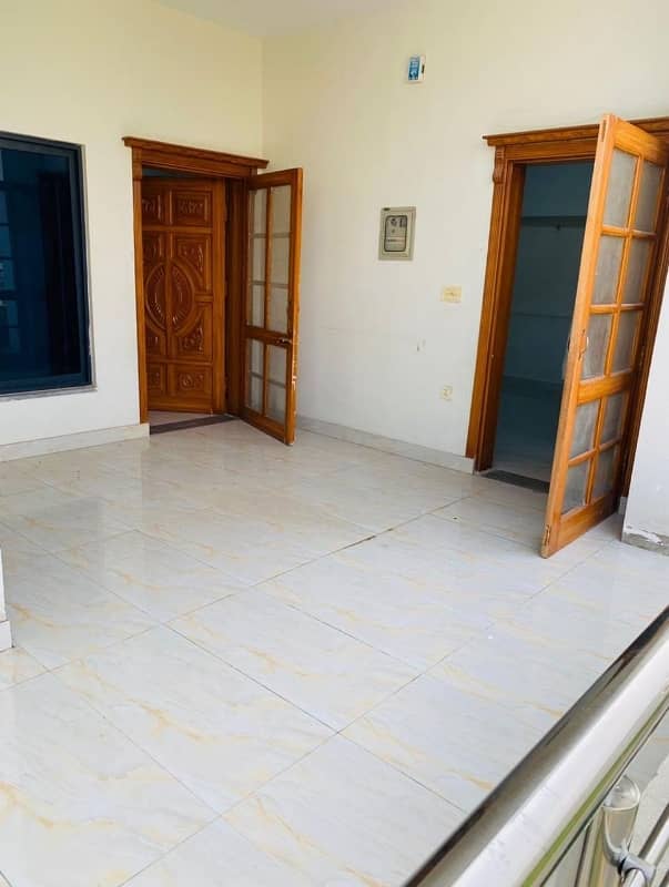 8 MARLA HOUSE FOR SALE F-18 A BLOCK ALL FACILITY AVAILABLE NEAR TO MAIN MARKAZ 7