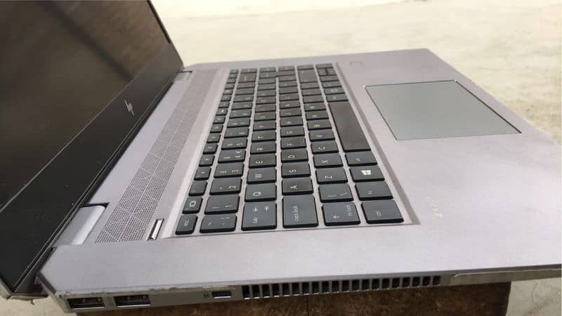 Hp zbook Studio G5 2