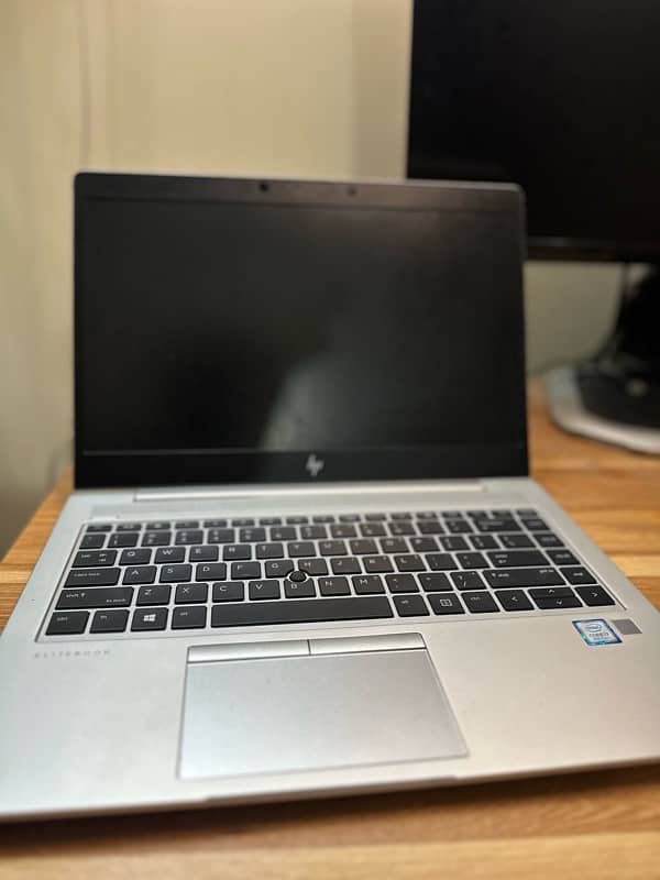 HP EliteBook i7 8thgen 840 g6 32 Gb Ram 512 NVME 6