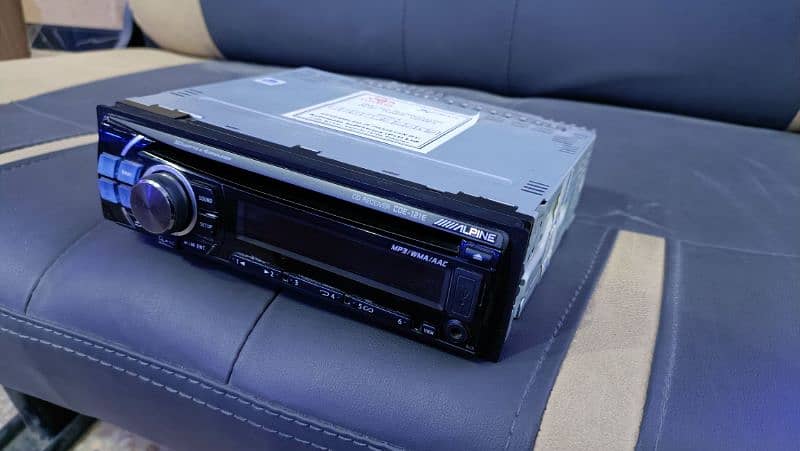 Alpine CDE-121E original cd usb player 3