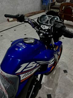 Honda CB 150f blue