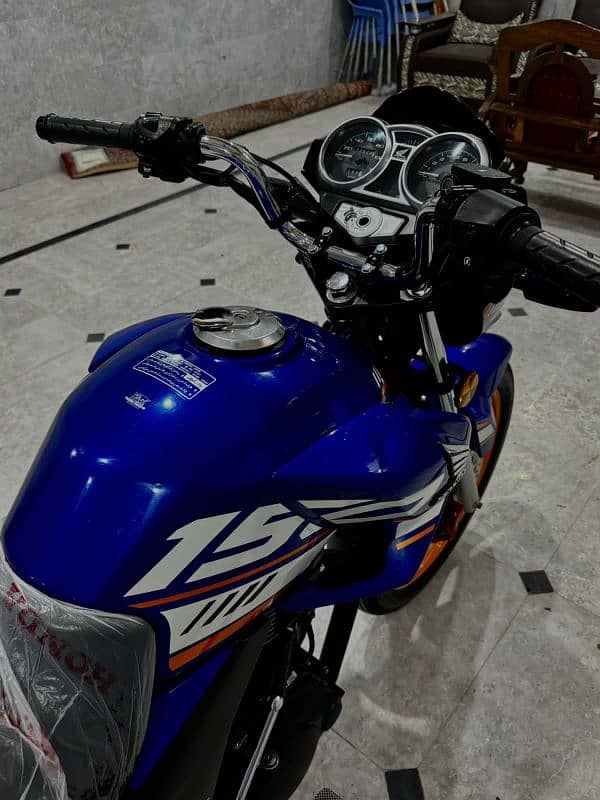 Honda CB 150f blue 0