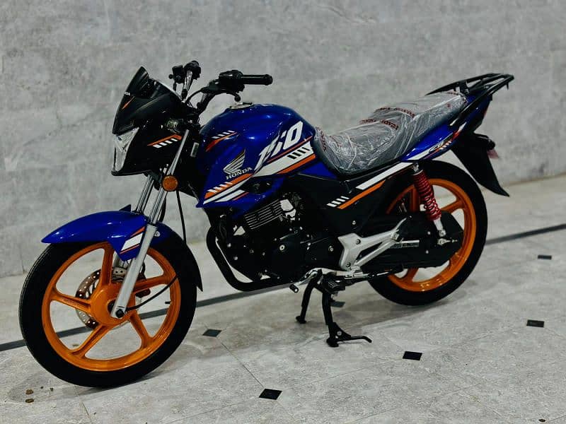 Honda CB 150f blue 2