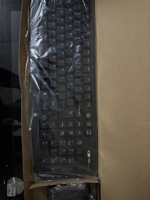 AOC Premium  SB 118  Wireless keyboard and mouse 1