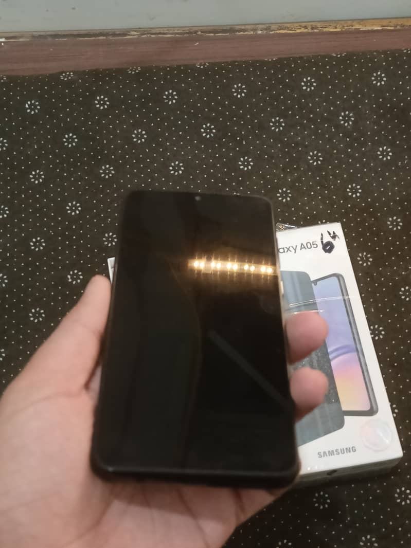 Samsung A05 (urgent sale) 1