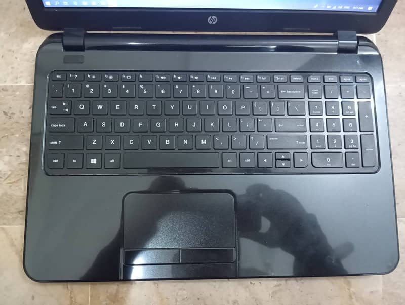 HP Pavillion 15,core i5 (5th Generation)08gb ram,128gb SSD 11